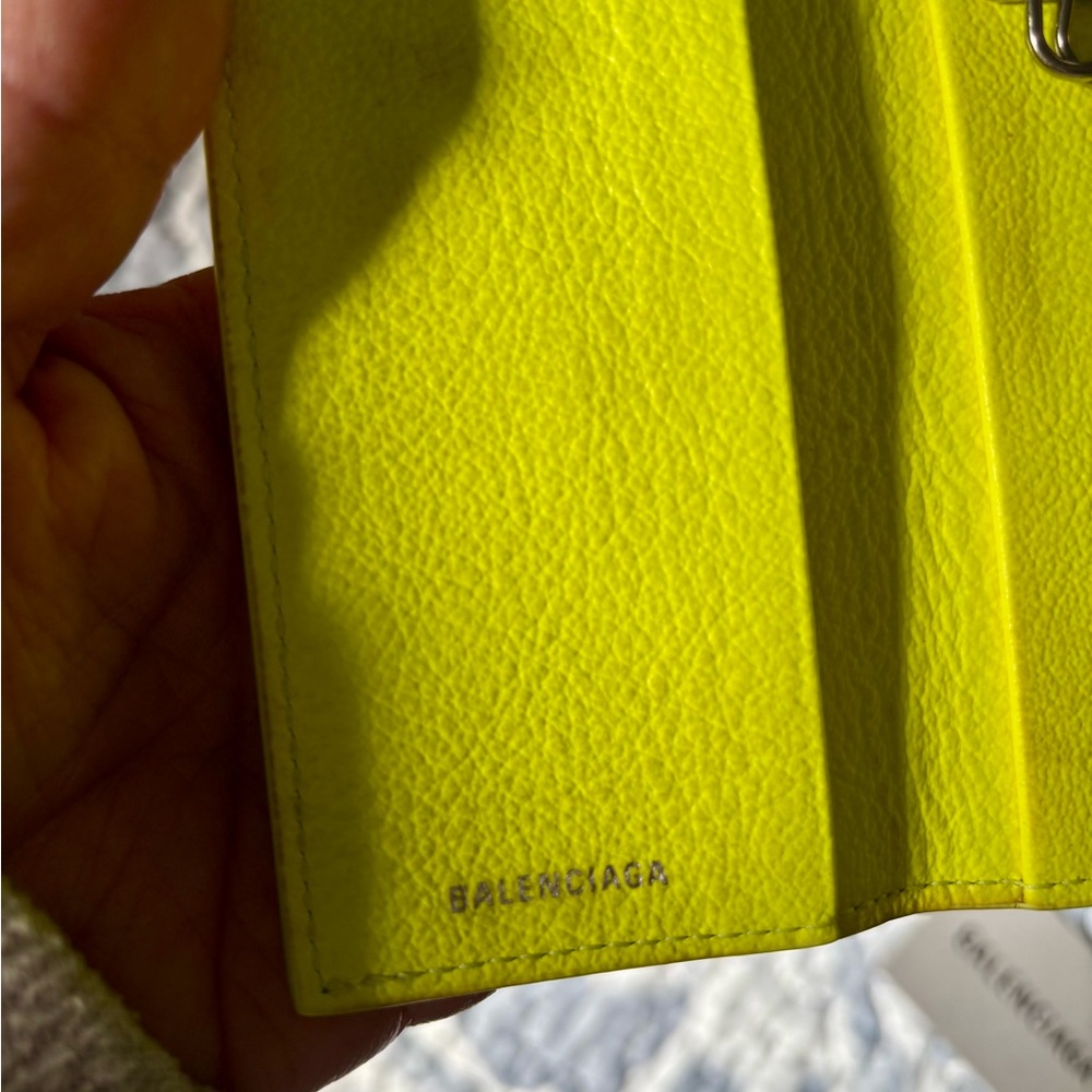 BALENCIAGA MINI KEY/ WALLET in Calfskin GUC - Picture 6 of 12